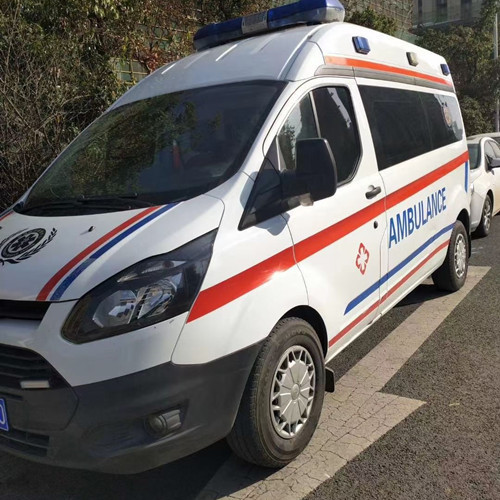 金川品质救护车出租,为您的健康出行负责